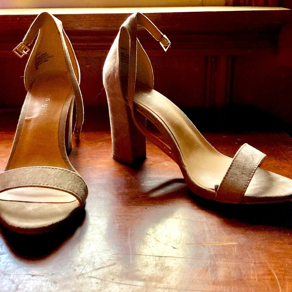 Taupe Madden Girl Heels Size 8